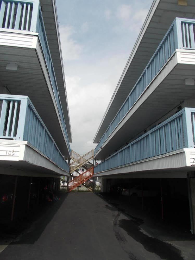 Flagship Motorcourt Motel แฮมป์ตัน ภายนอก รูปภาพ